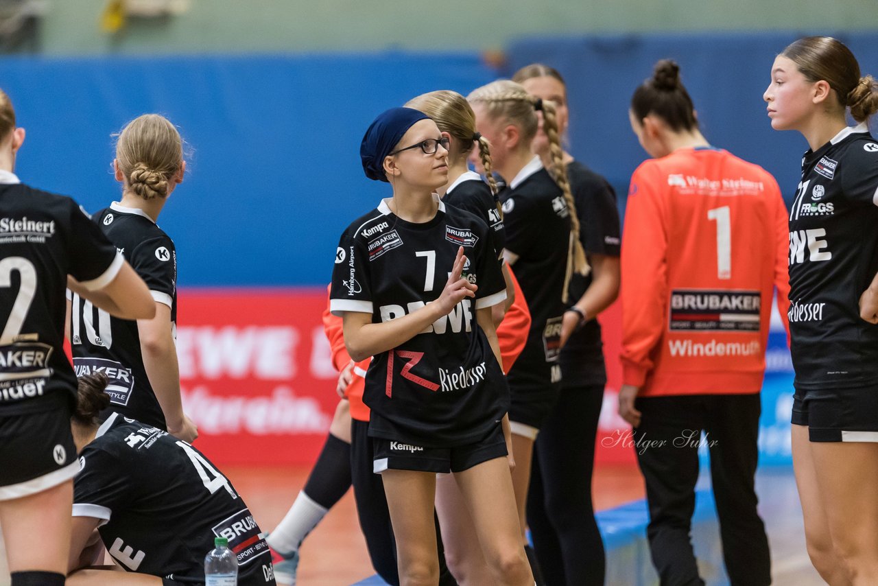 Bild 198 - wCJ SV Henstedt Ulzburg - SG HH-Nord : Ergebnis: 24:24